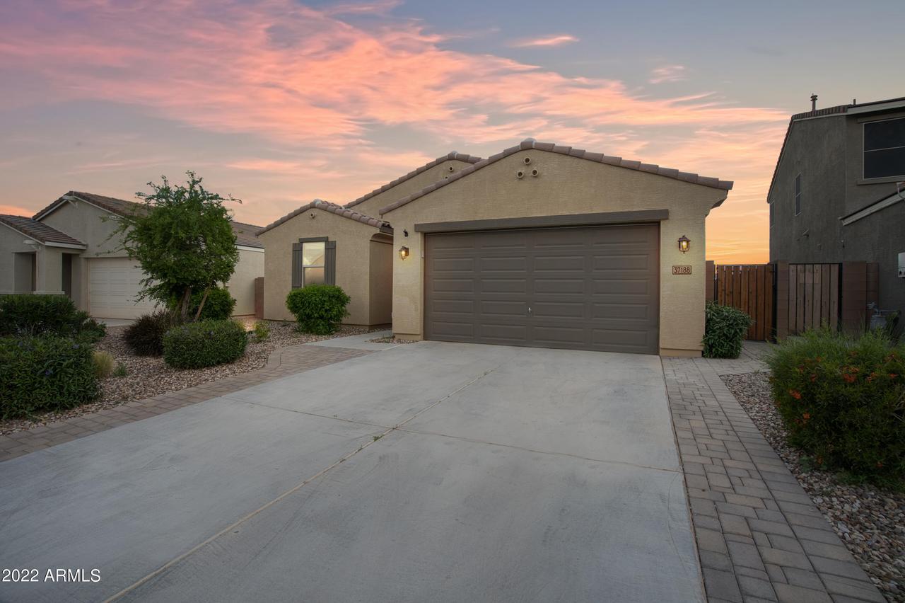 37188 N Big Bend Rd., San Tan Valley, AZ 85140