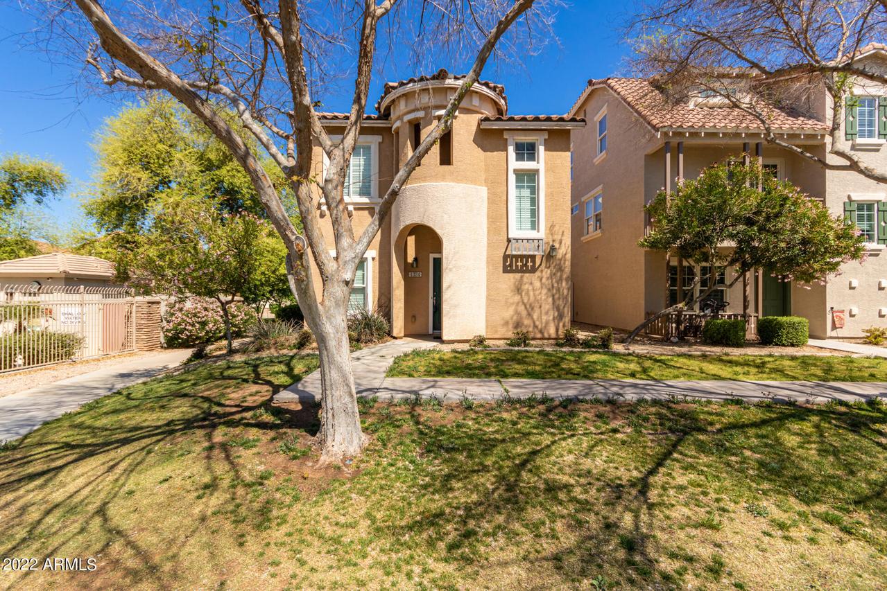 1324 S Owl Dr., Gilbert, AZ 85296