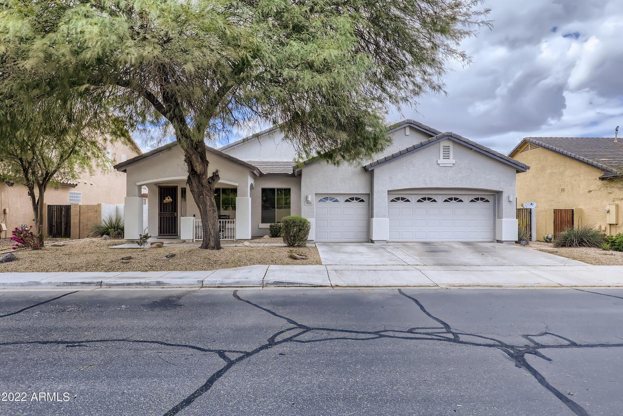 9510 S 44th Ln., Laveen, AZ 85339