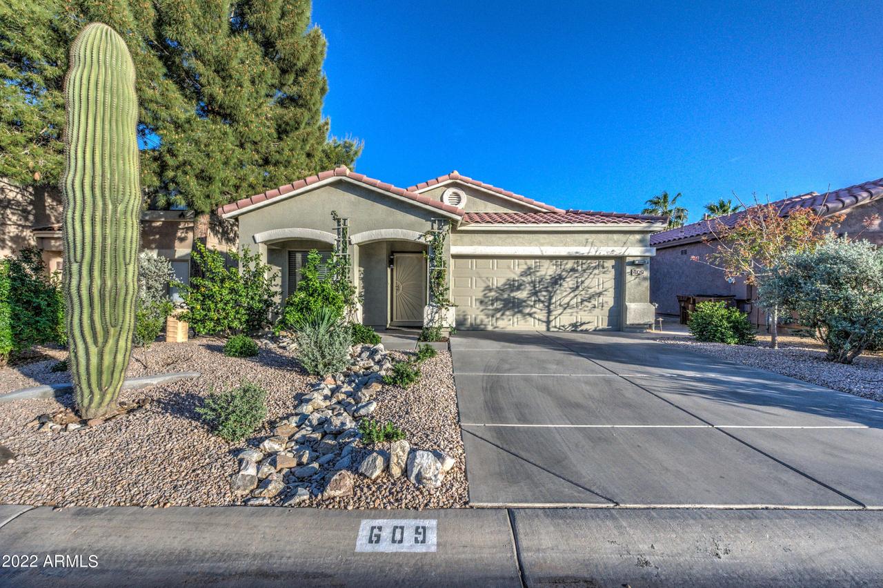 609 E Red Rock Tr., San Tan Valley, AZ 85143