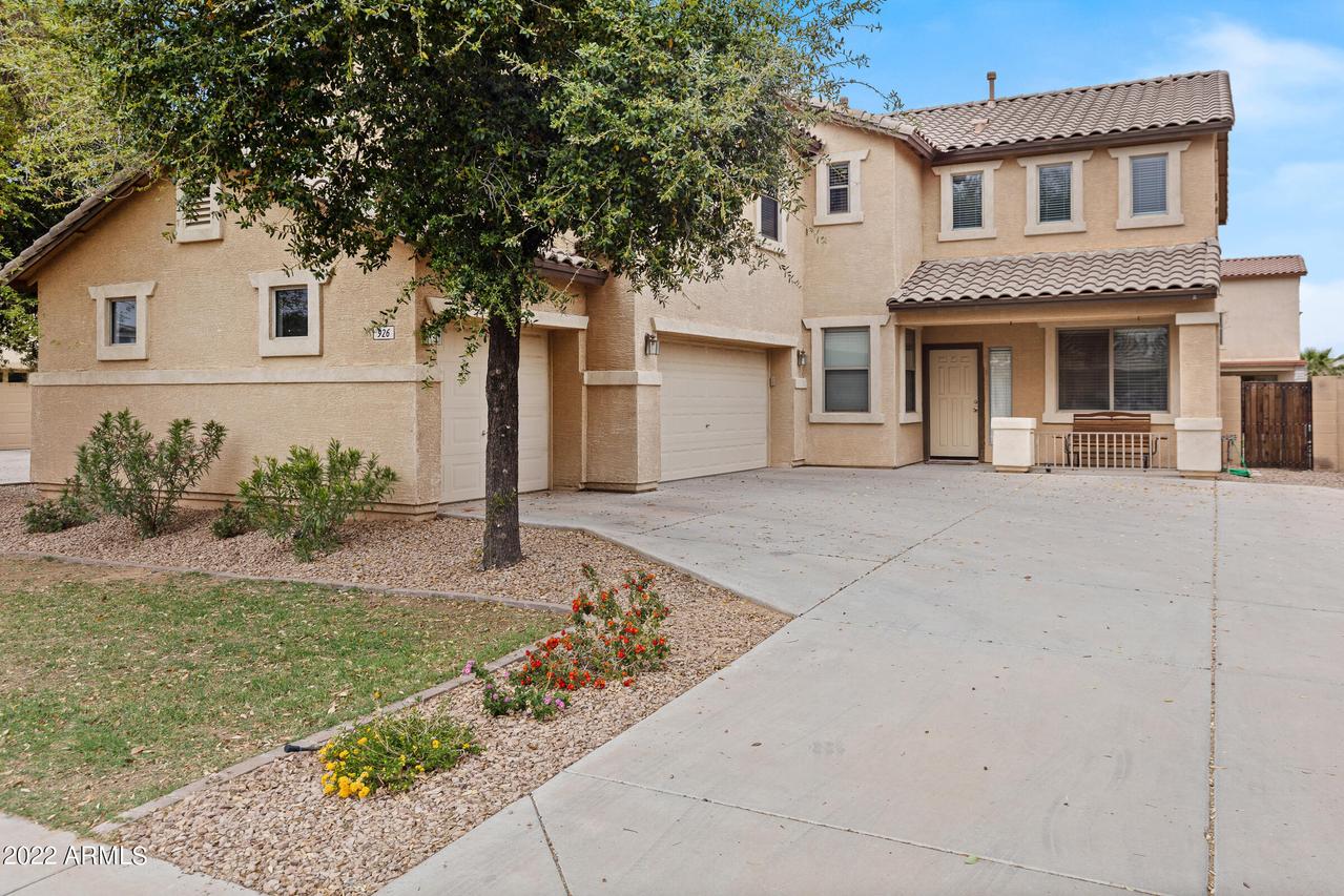 926 W Gascon Rd., San Tan Valley, AZ 85143