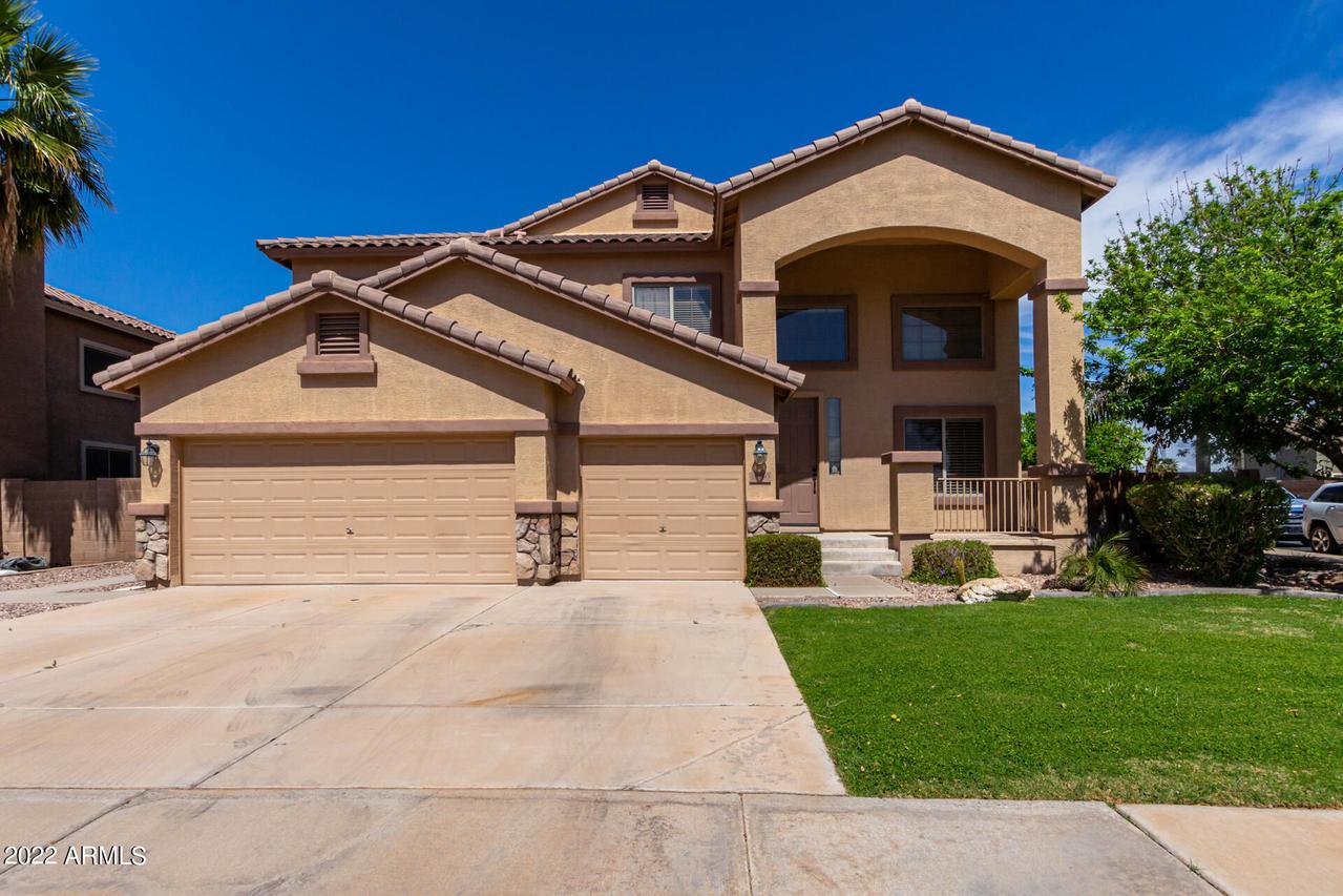 10130 E Posada Ave., Mesa, AZ 85212