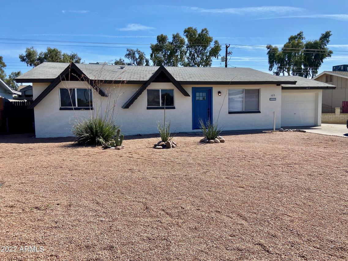 1615 W Pueblo Ave., Mesa, AZ 85202