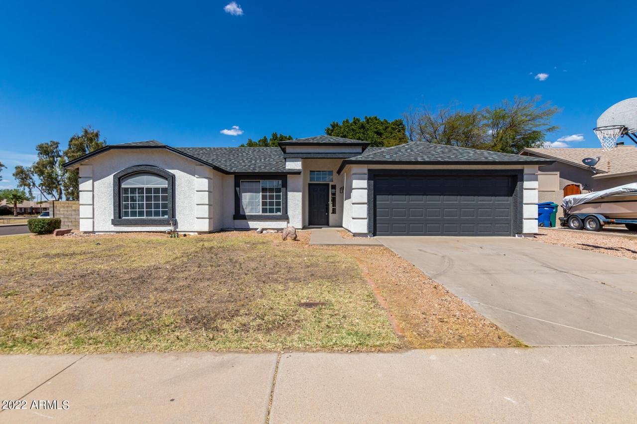 6044 E Glencove St., Mesa, AZ 85205