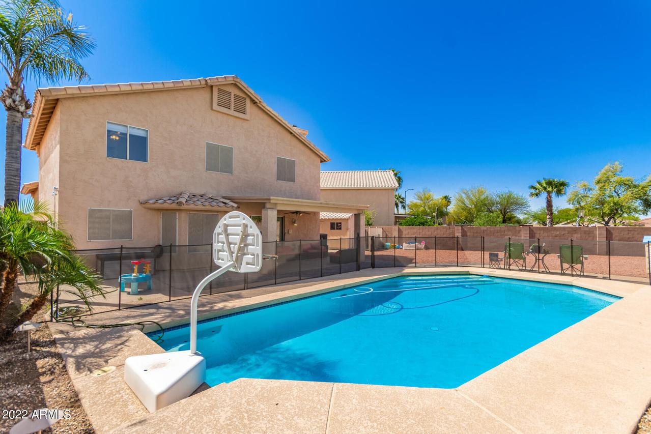 1024 W Beverly Ln., Phoenix, AZ 85023