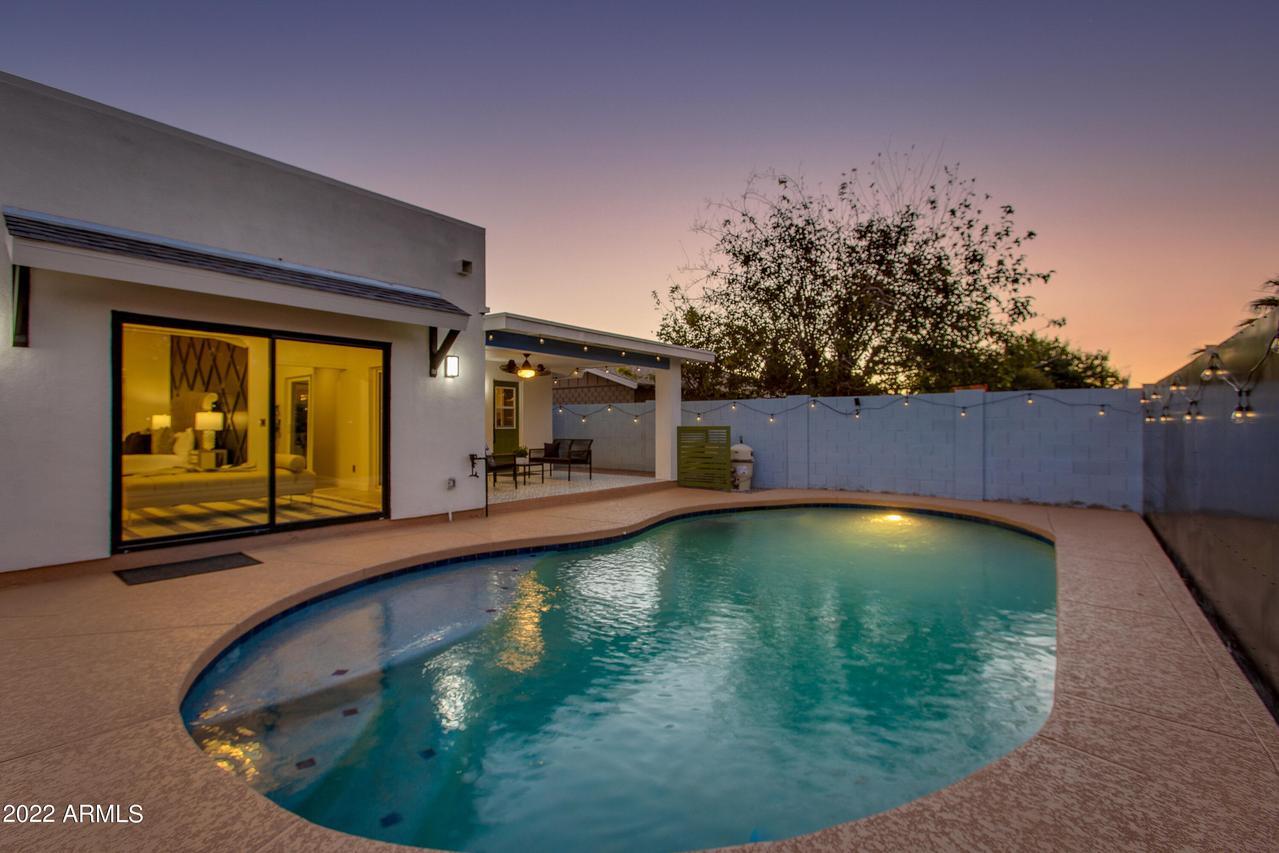 8324 E Montecito Ave., Scottsdale, AZ 85251