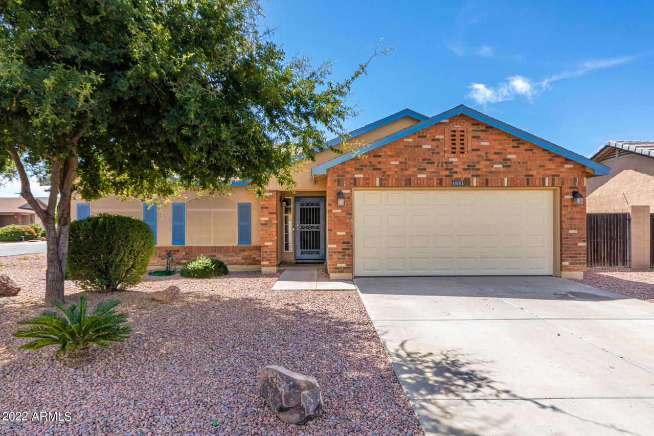 4981 E Magnus Dr., San Tan Valley, AZ 85140