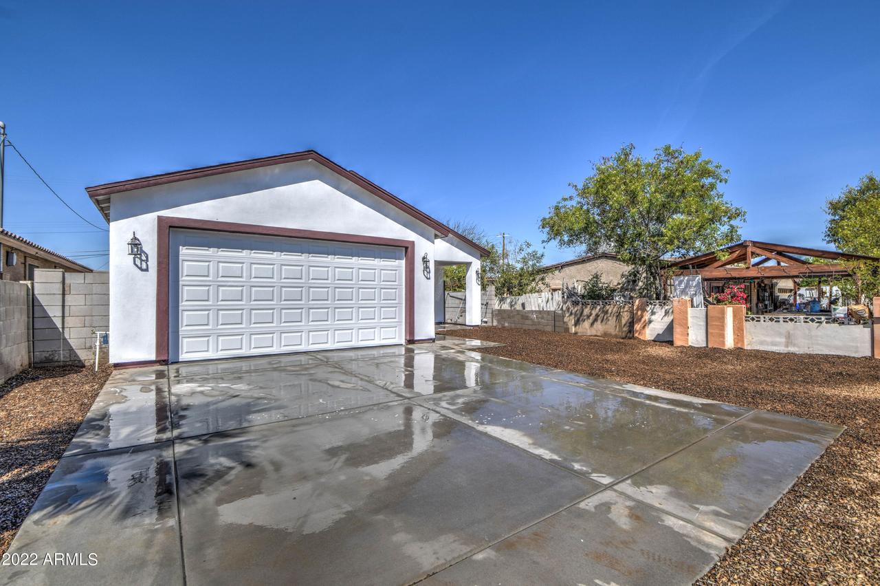 1726 S 2nd Pl., Phoenix, AZ 85004