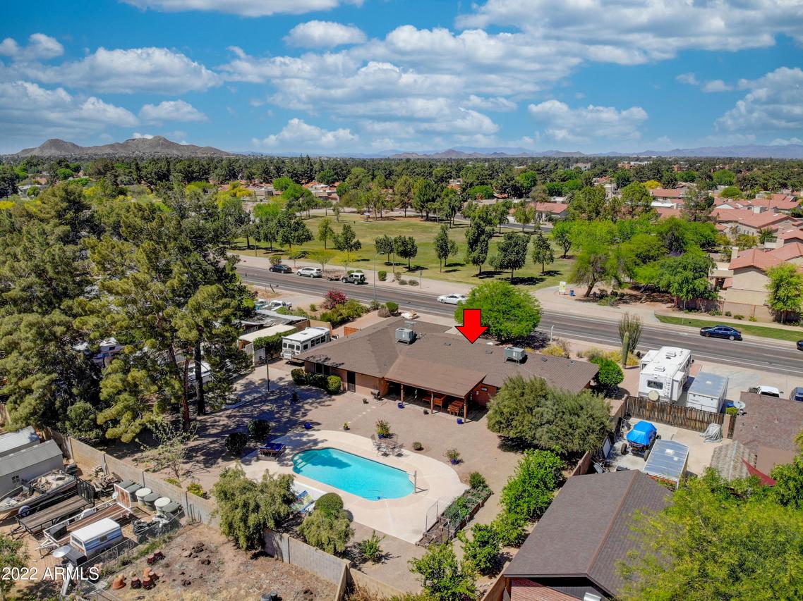 4233 E Cholla St., Phoenix, AZ 85028