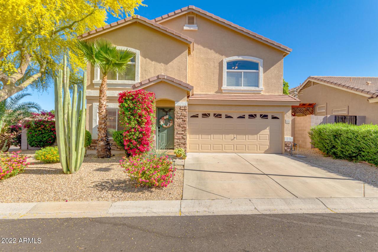 6634 E Richmond St., Mesa, AZ 85215