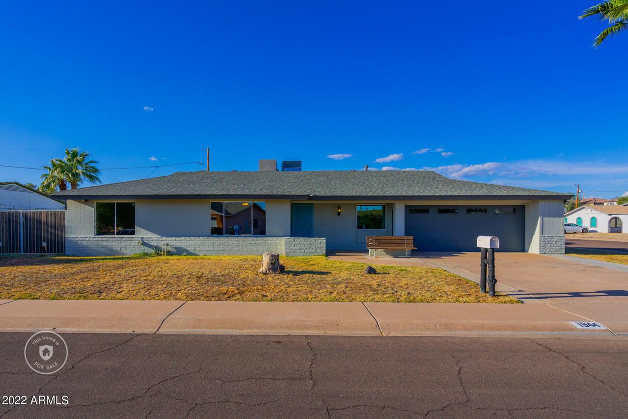 1944 W Coolbrook Ave., Phoenix, AZ 85023
