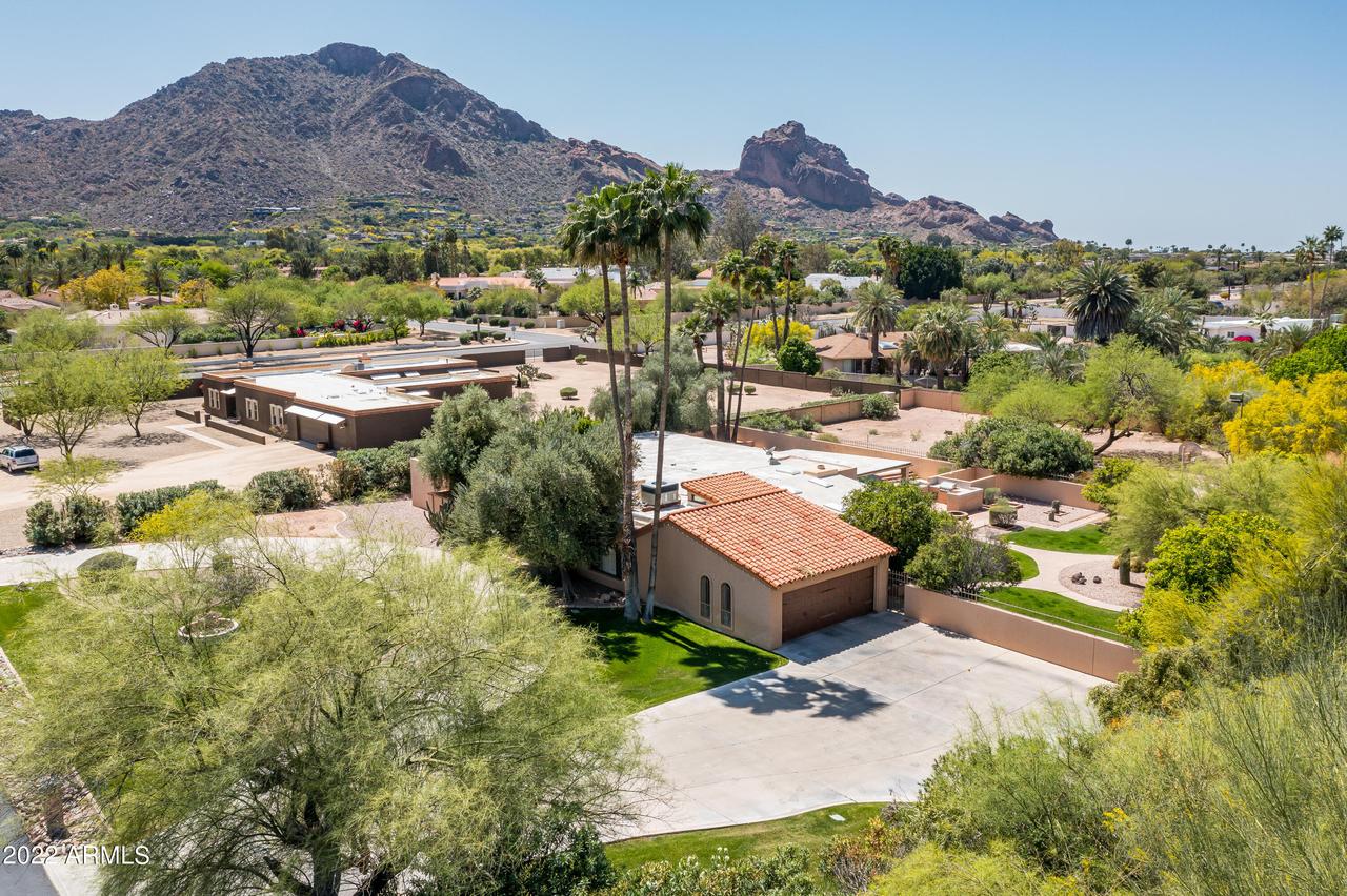 6528 N 60th St., Paradise Valley, AZ 85253