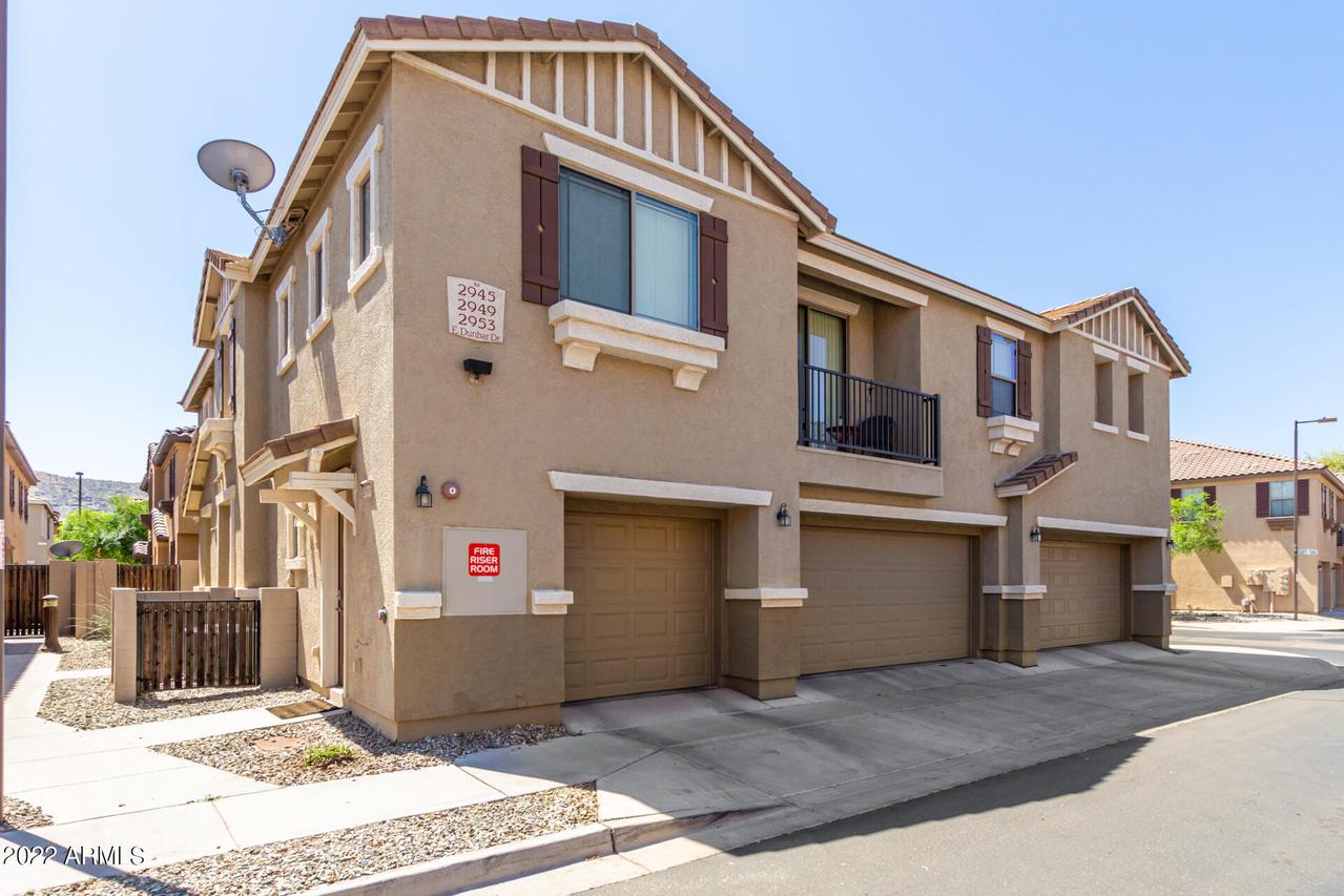 2953 E Dunbar Dr., Phoenix, AZ 85042