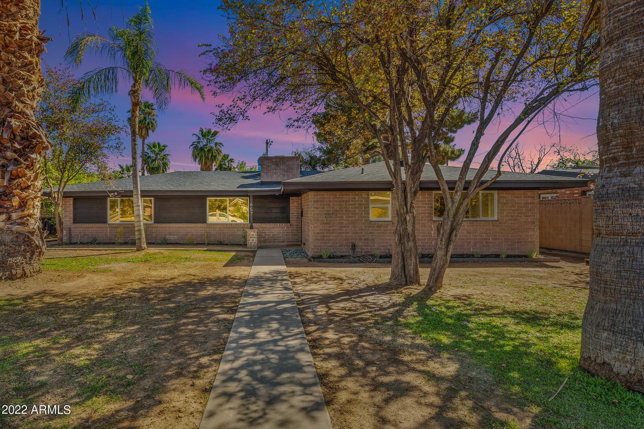657 W Toledo St., Chandler, AZ 85225
