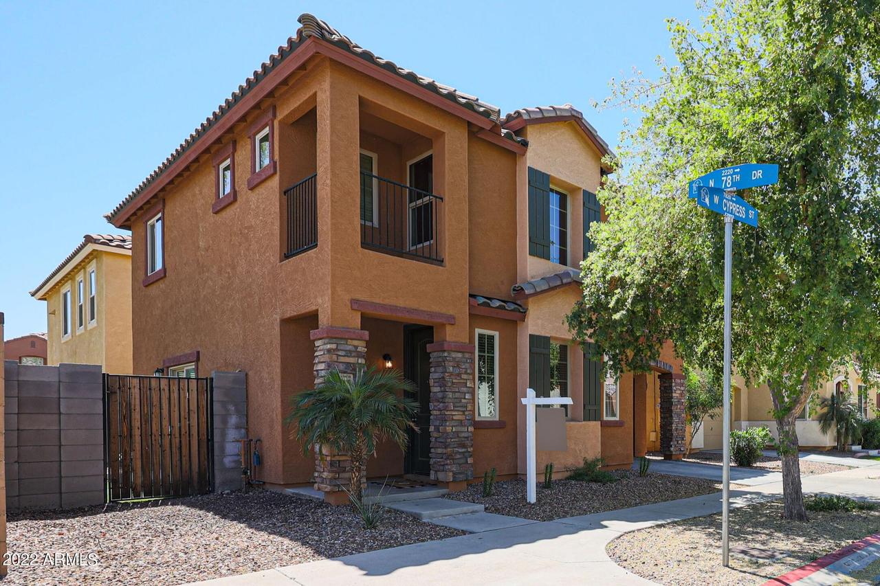 7819 W Cypress St., Phoenix, AZ 85035