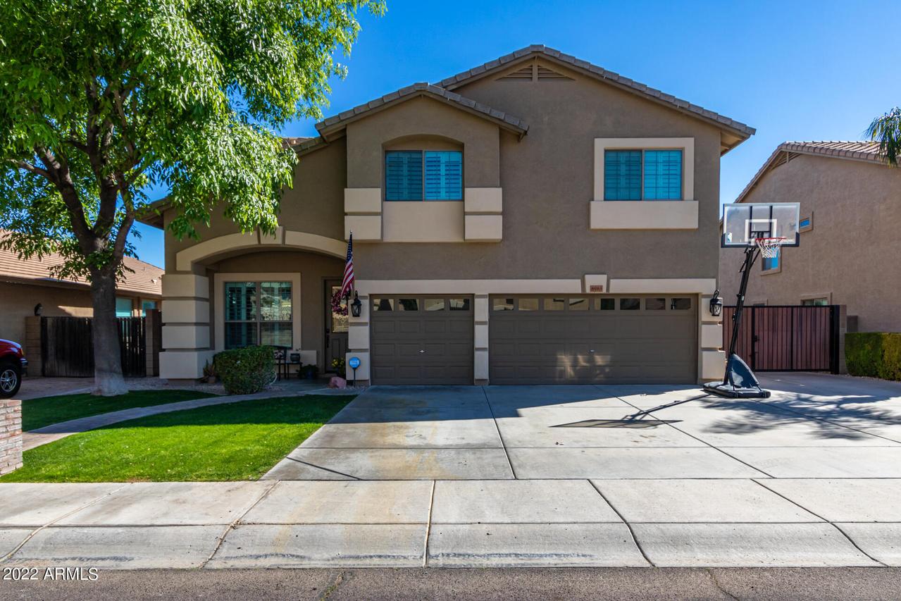 8985 W Tonopah Dr., Peoria, AZ 85382