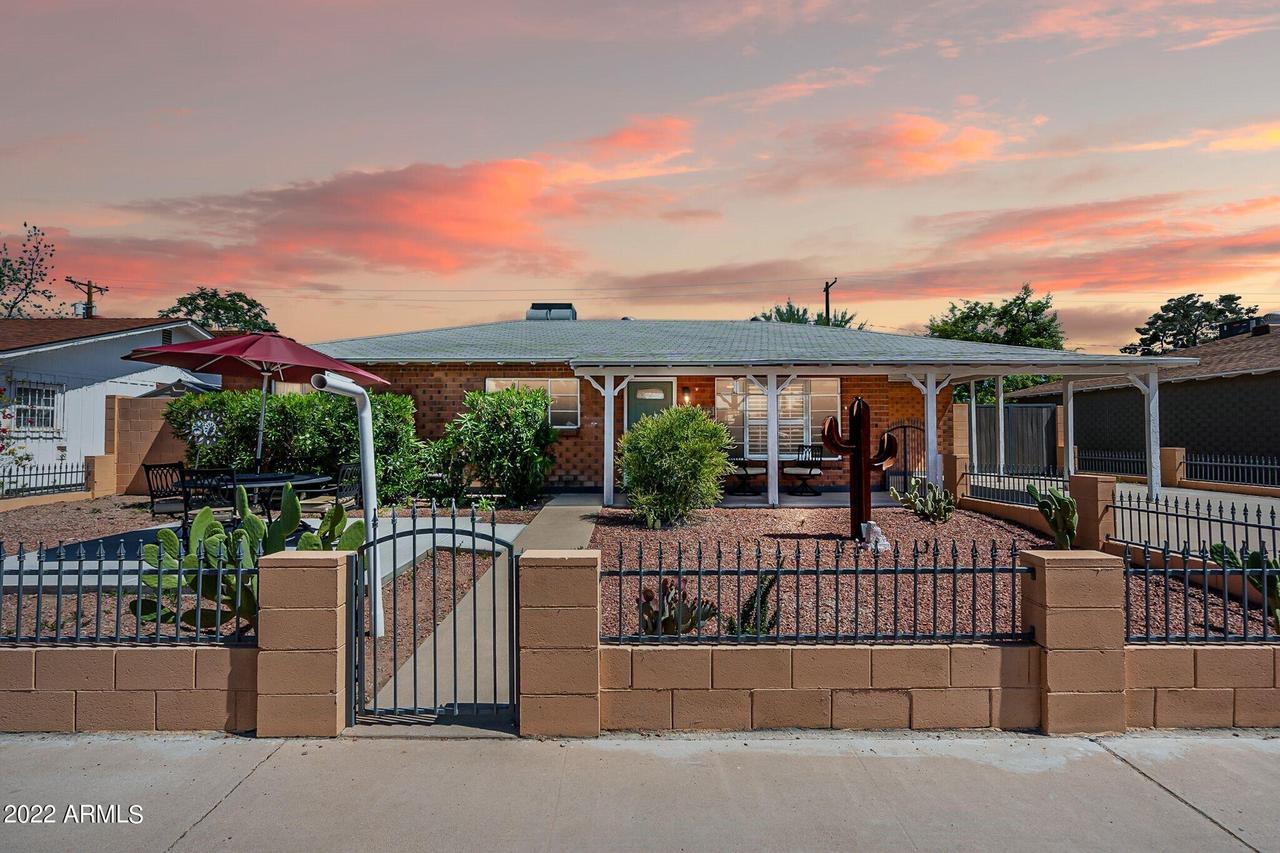3613 N Hayden Rd., Scottsdale, AZ 85251