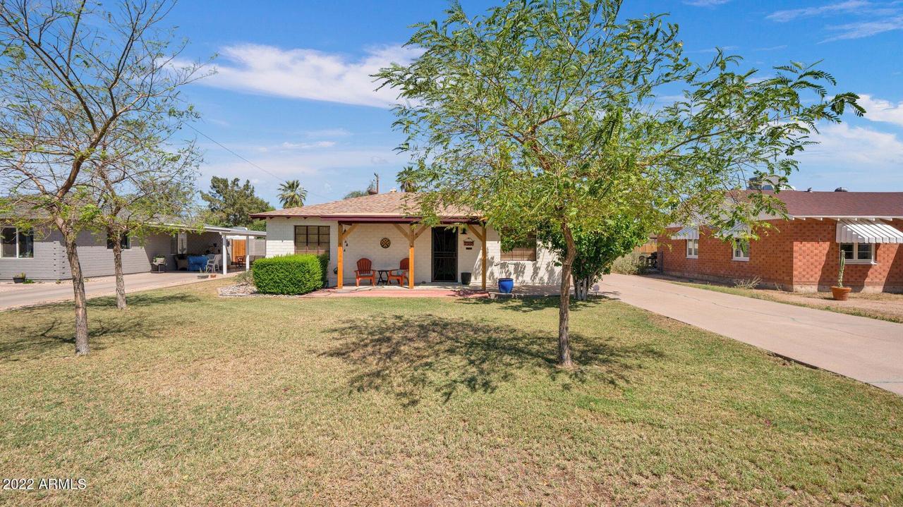 2218 W Mitchell Dr., Phoenix, AZ 85015