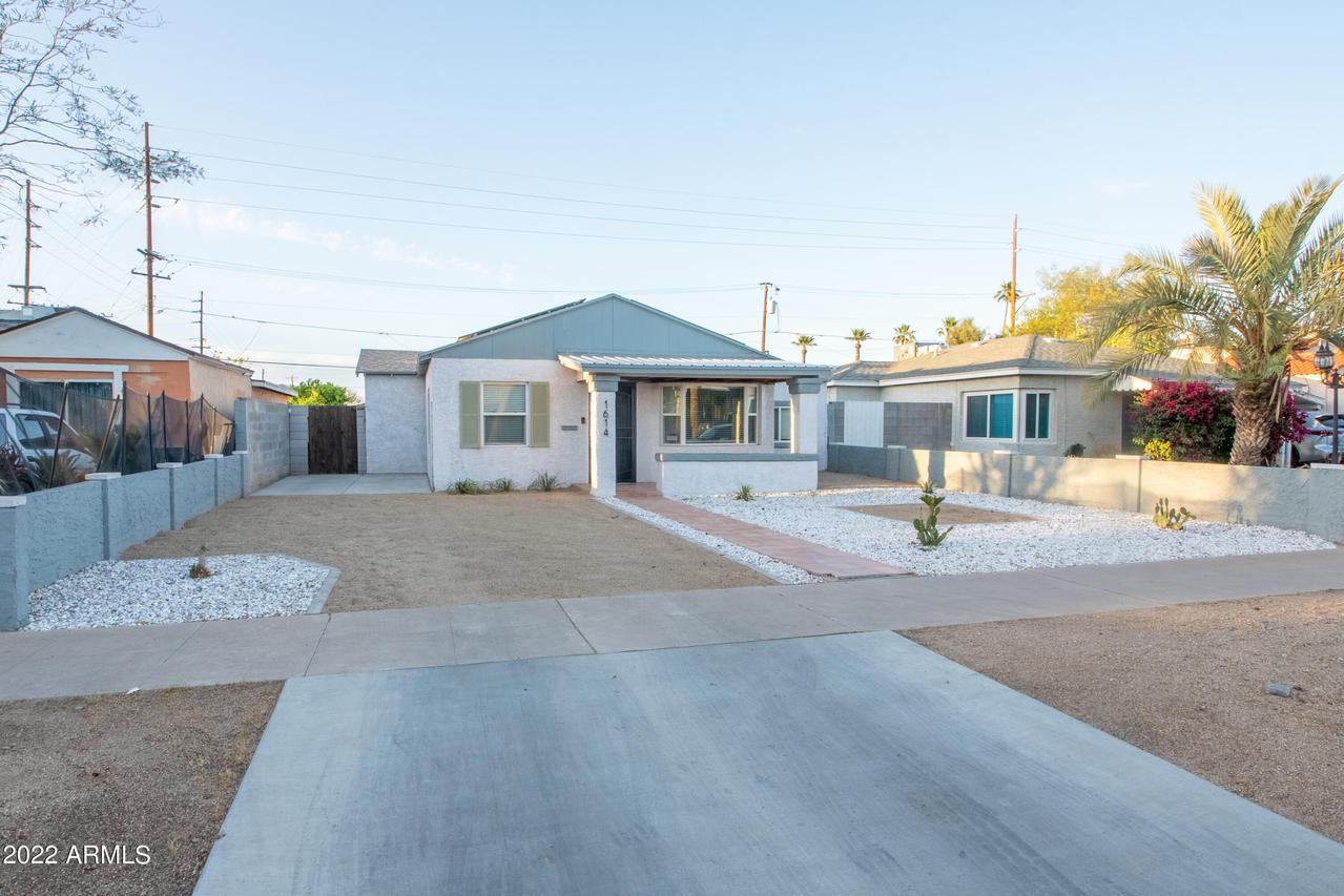 1614 W Lynwood St., Phoenix, AZ 85007