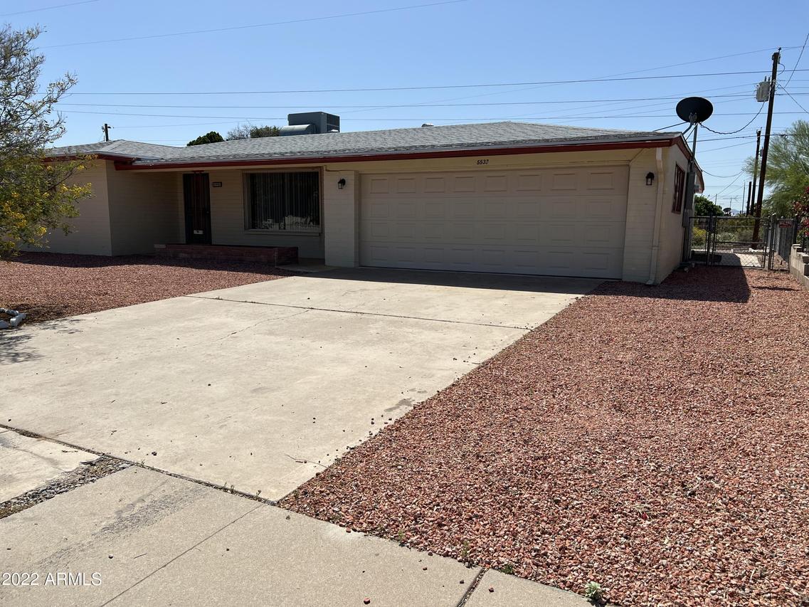 5533 E Decatur St., Mesa, AZ 85205
