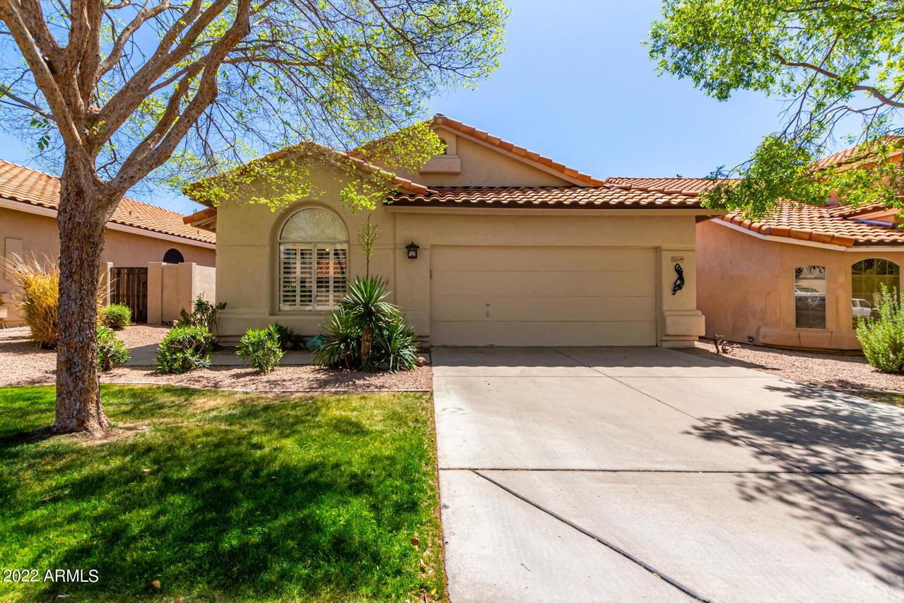 6649 E Sugarloaf St., Mesa, AZ 85215