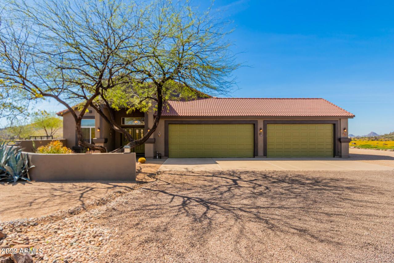 2407 W Desert Ranch Rd., Phoenix, AZ 85086