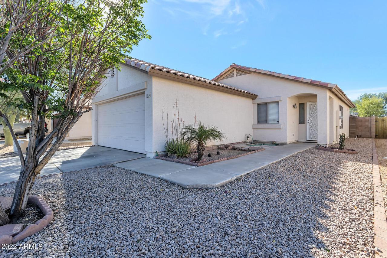 8339 W Elm St., Phoenix, AZ 85037