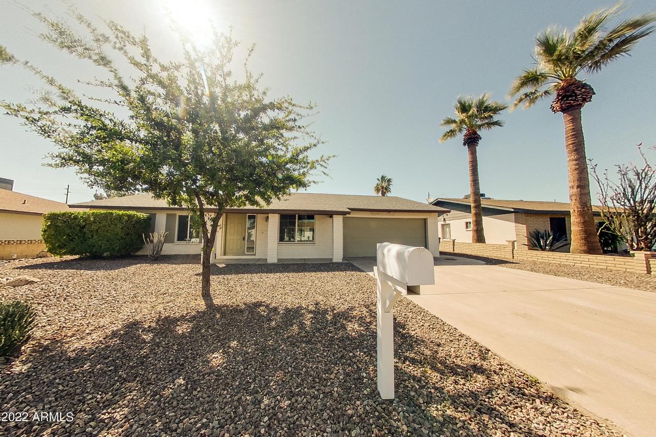 14010 N 42nd Dr., Phoenix, AZ 85053
