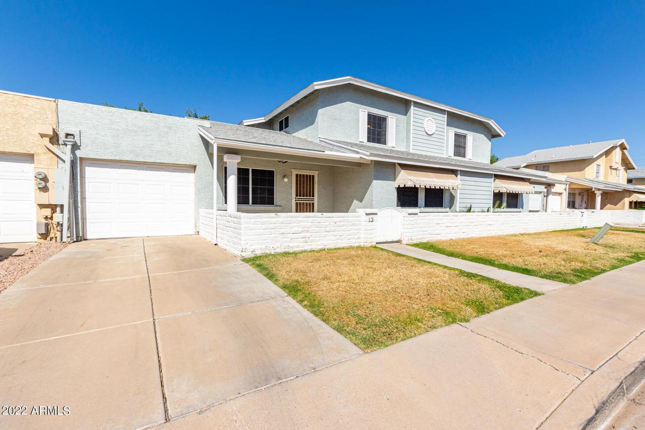 2929 E Broadway Rd. #13, Mesa, AZ 85204