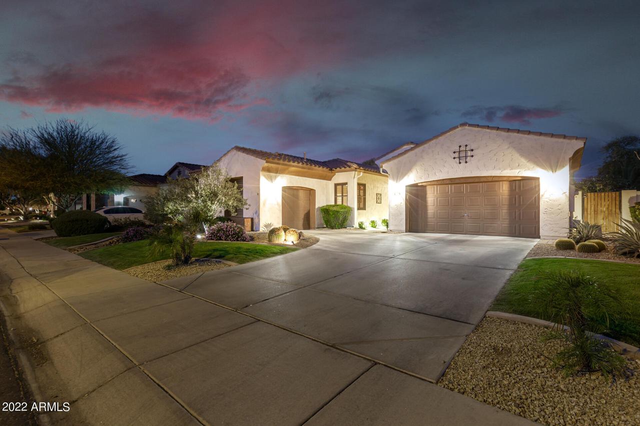 5771 S Mesquite Grove Way, Chandler, AZ 85249