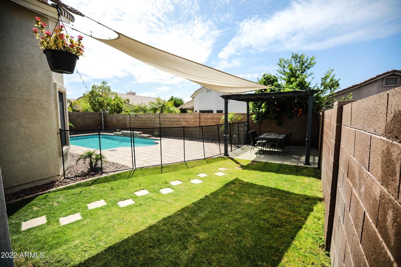 8641 E Monte Ave., Mesa, AZ 85209