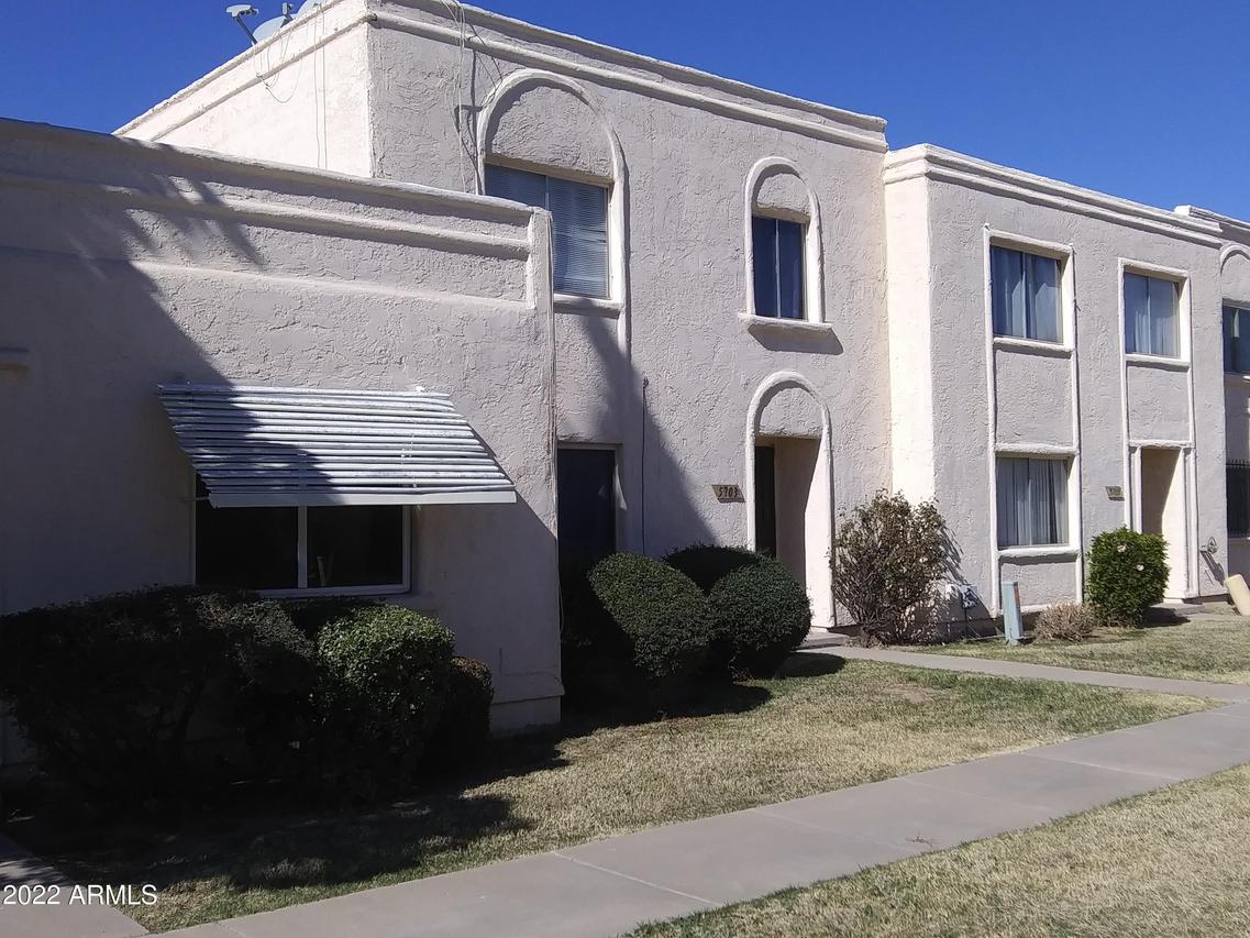 5703 N 43rd Ln., Glendale, AZ 85301
