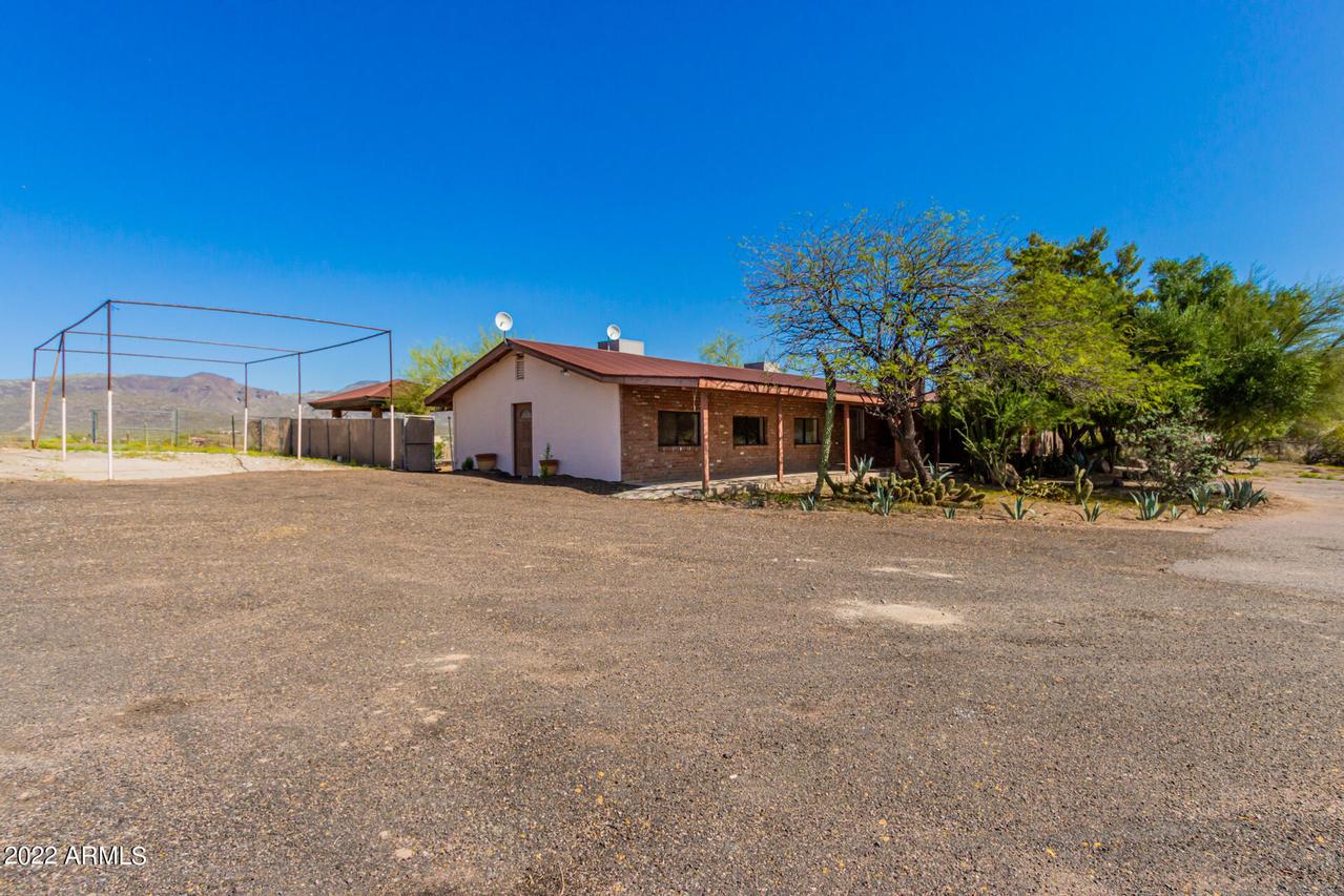 5632 E Yucca Rd., Cave Creek, AZ 85331