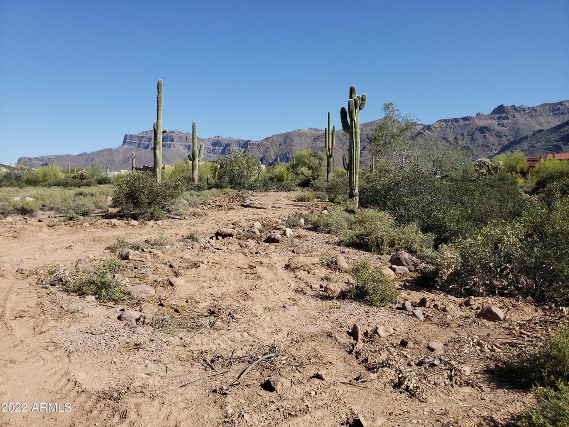 10797 E Running Water Dr. #7, Gold Canyon, AZ 85118
