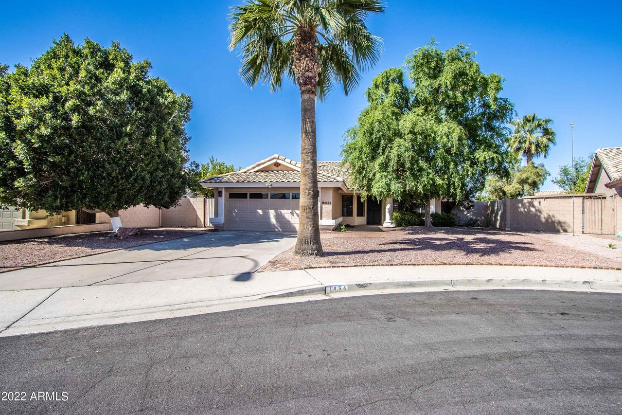 1454 N Serina Cir., Mesa, AZ 85205