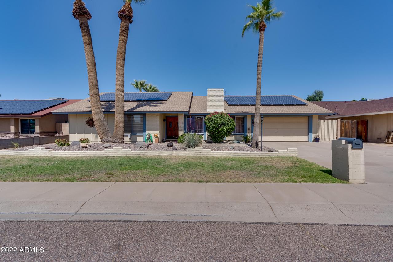 2334 W Port Royale Ln., Phoenix, AZ 85023