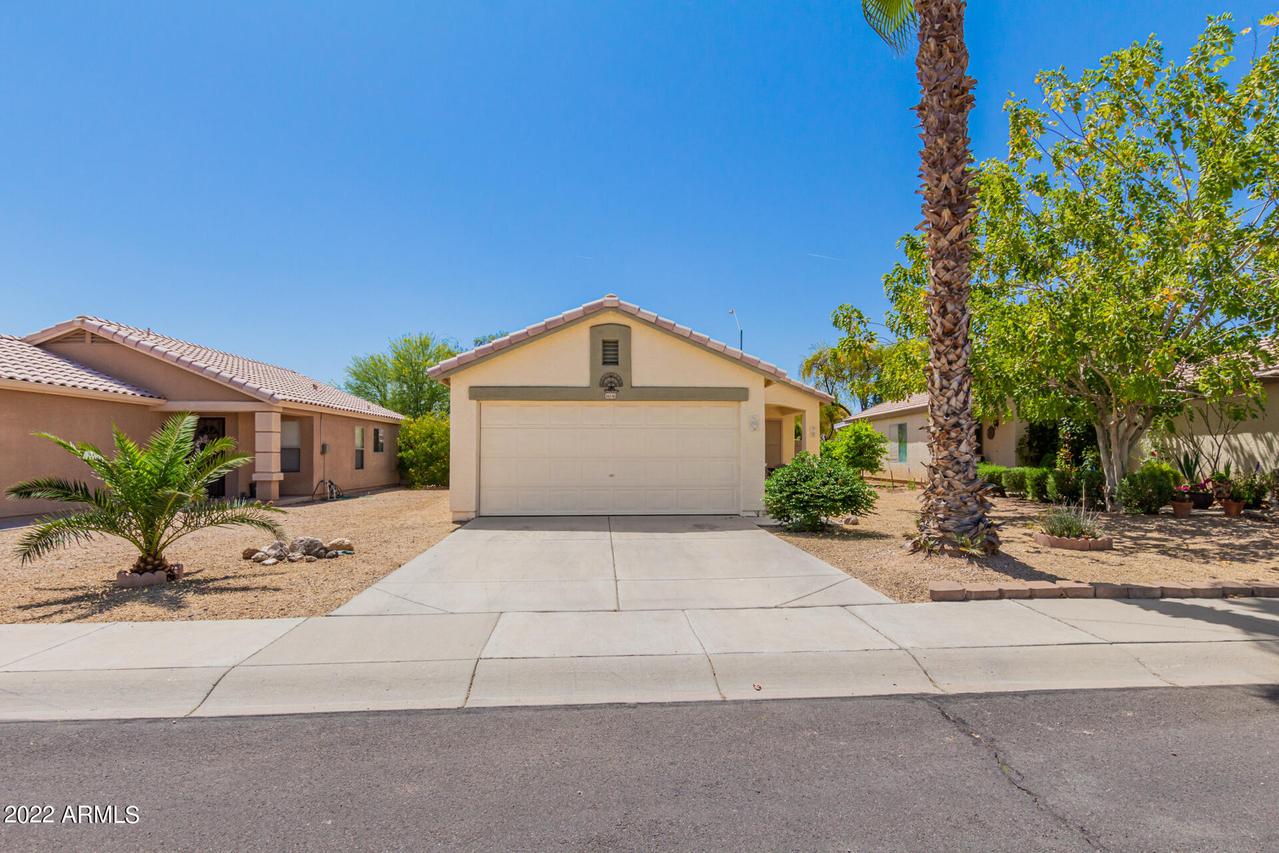 16546 N 158th Ave., Surprise, AZ 85374