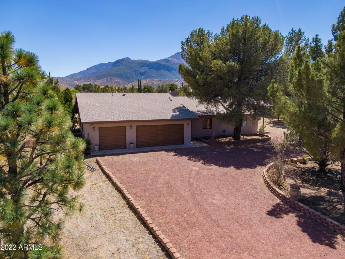 2810 E Papago Tr., Sierra Vista, AZ 85650