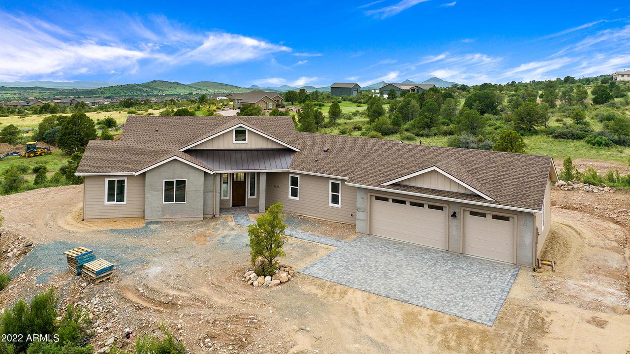 9700 N Sportsman Way, Prescott Valley, AZ 86315