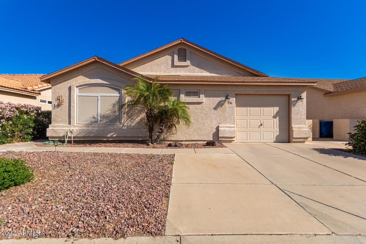 1716 E Lindrick Dr., Chandler, AZ 85249