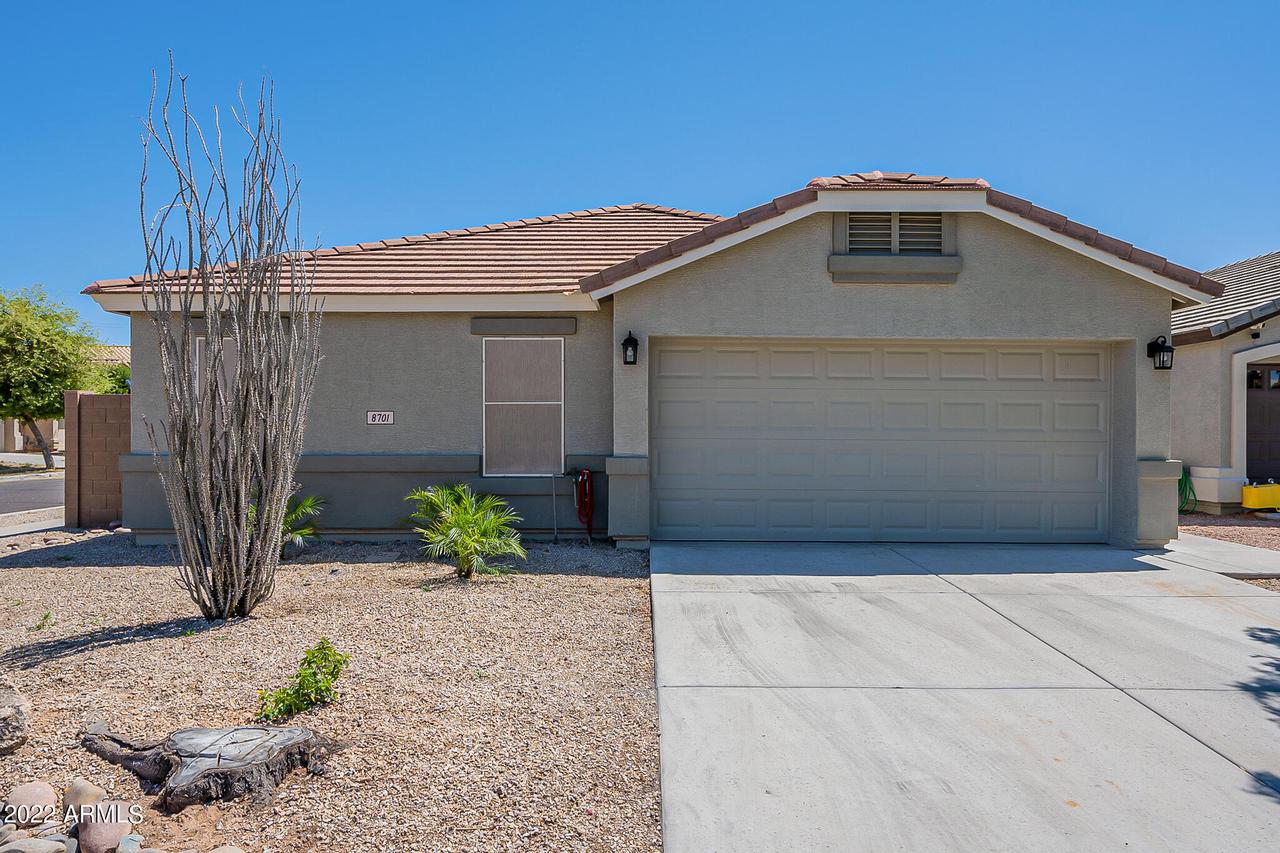 8701 S 50th Dr., Laveen, AZ 85339