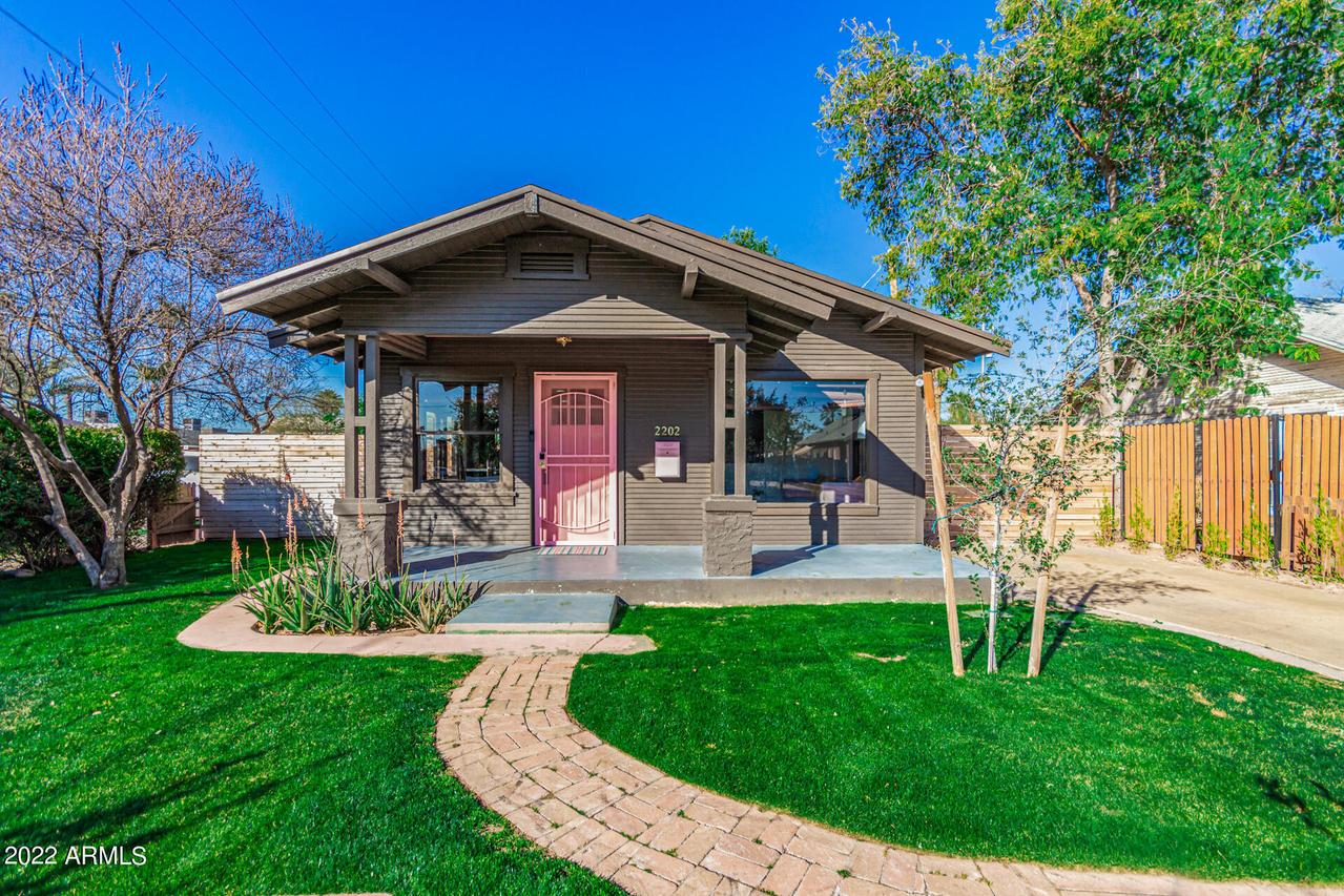 2202 N 11th St., Phoenix, AZ 85006