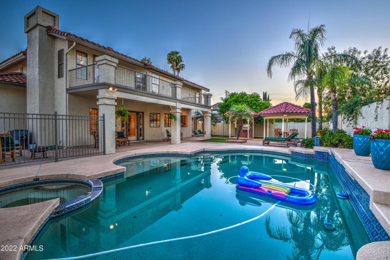 2042 E Marquette Dr., Gilbert, AZ 85234