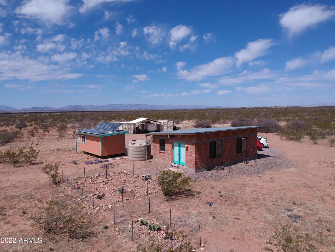 6025 N Casita Valjo Dr., Douglas, AZ 85607