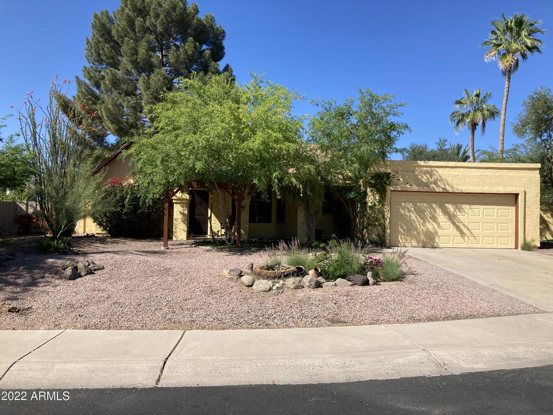 1110 E Kristal Way, Phoenix, AZ 85024