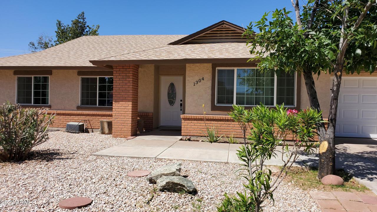 1304 N Spring Cir., Mesa, AZ 85203