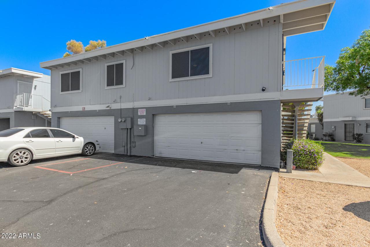 2699 W Ocotillo Rd. #B, Phoenix, AZ 85017