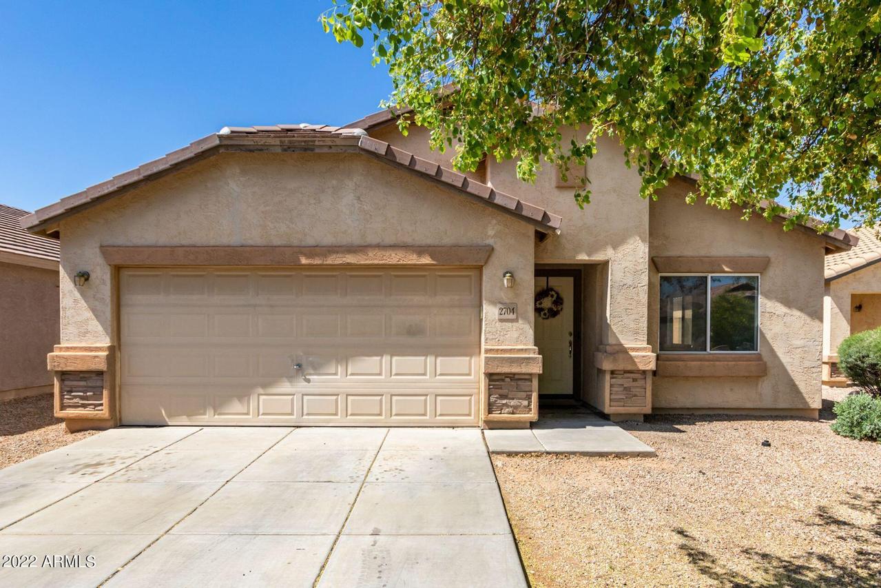 2704 E Bagdad Rd., San Tan Valley, AZ 85143