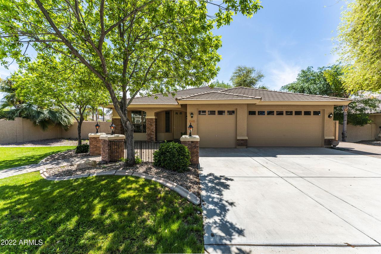 2693 E Birchwood Pl., Chandler, AZ 85249
