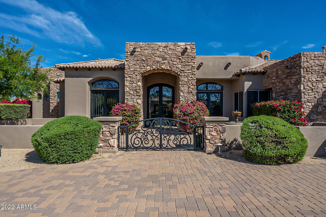 13312 E Cochise Rd., Scottsdale, AZ 85259
